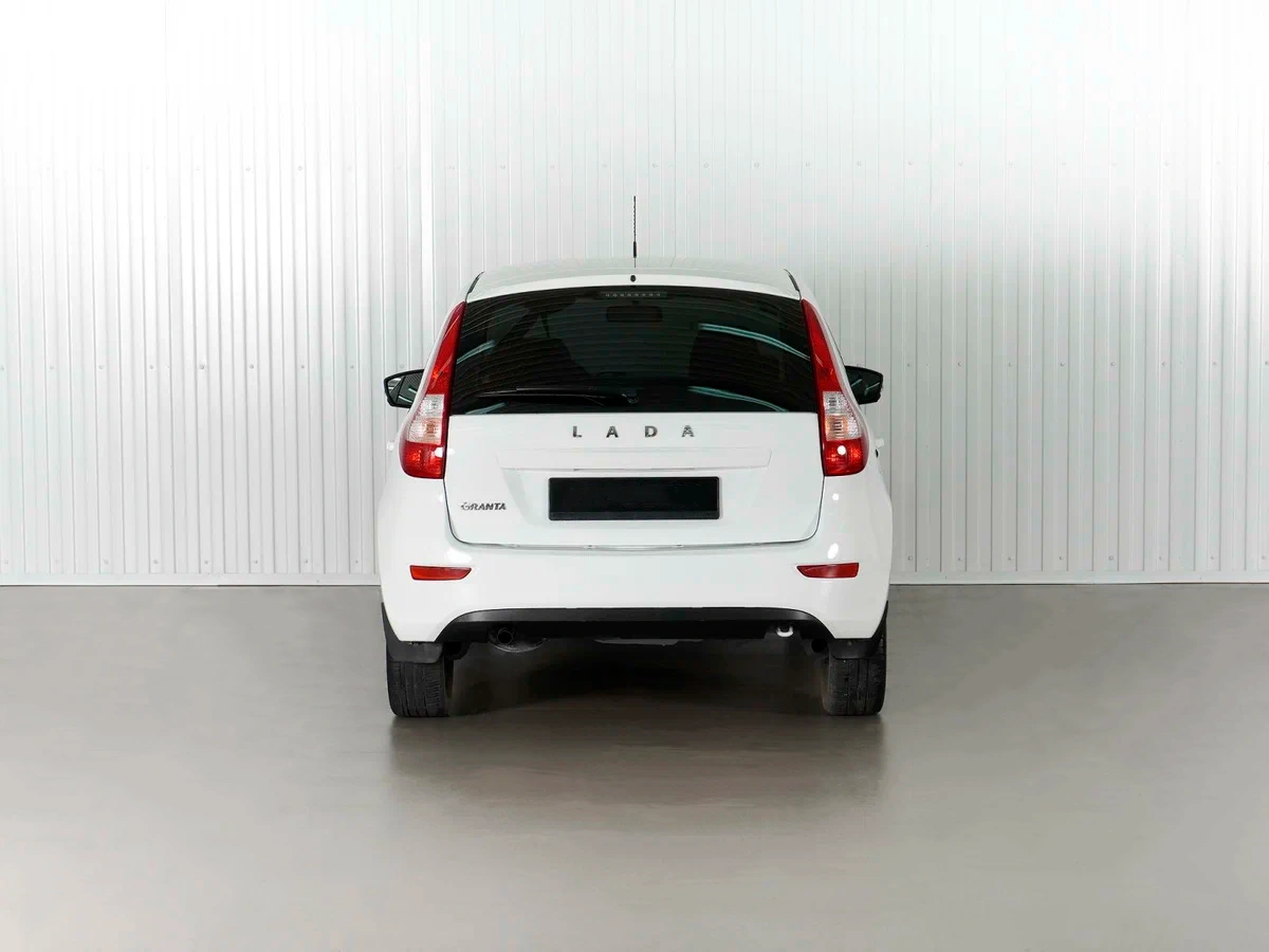 Lada Granta Хэтчбек в Сургут - фото №4