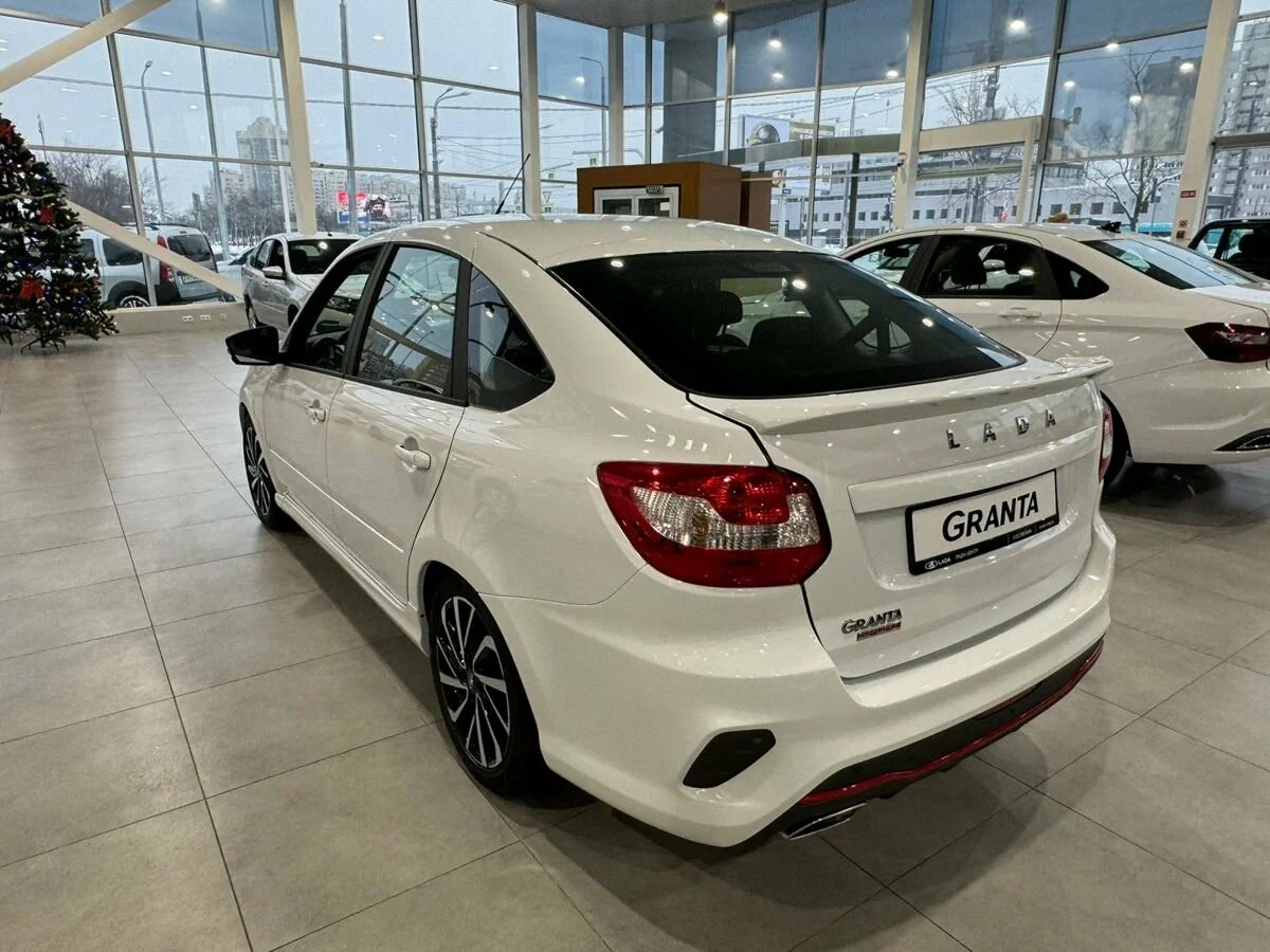 Lada Granta Sport Лифтбек в Сургут - фото №4