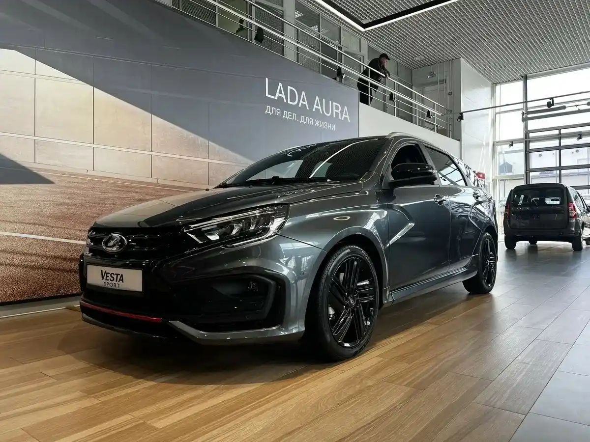 Lada Vesta SW Sport в Сургут - фото №1