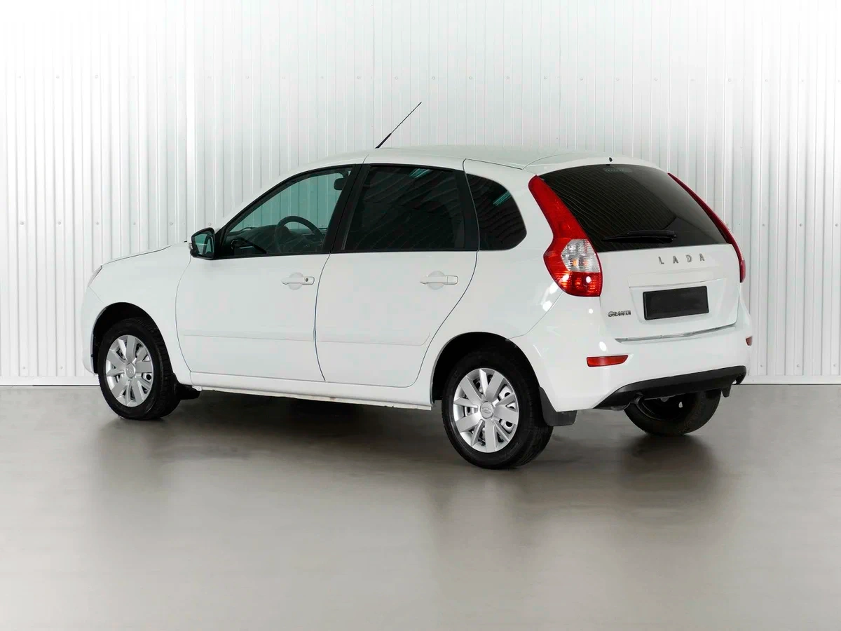 Lada Granta Хэтчбек в Сургут - фото №2